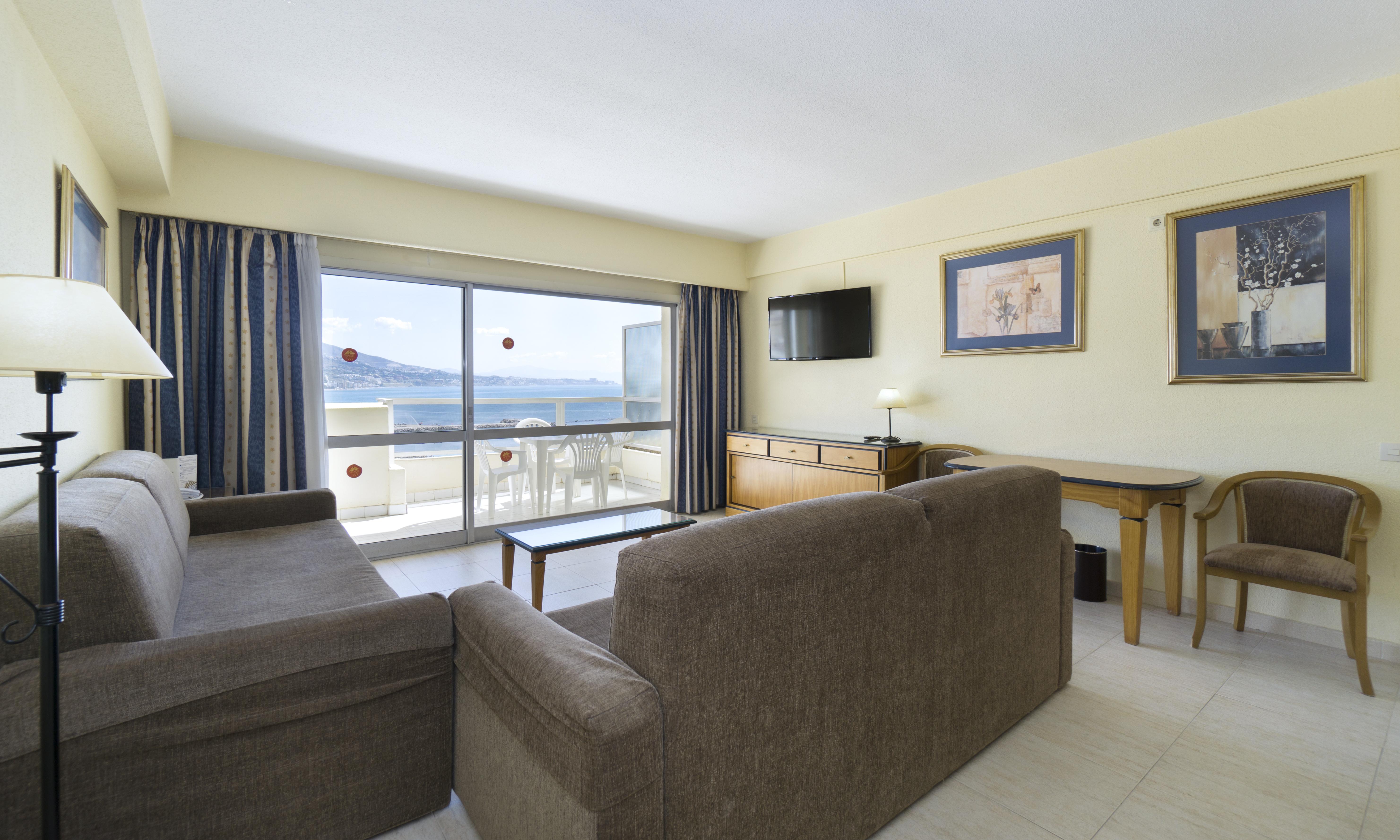 Hotel Apartamentos Pyr Fuengirola Εξωτερικό φωτογραφία