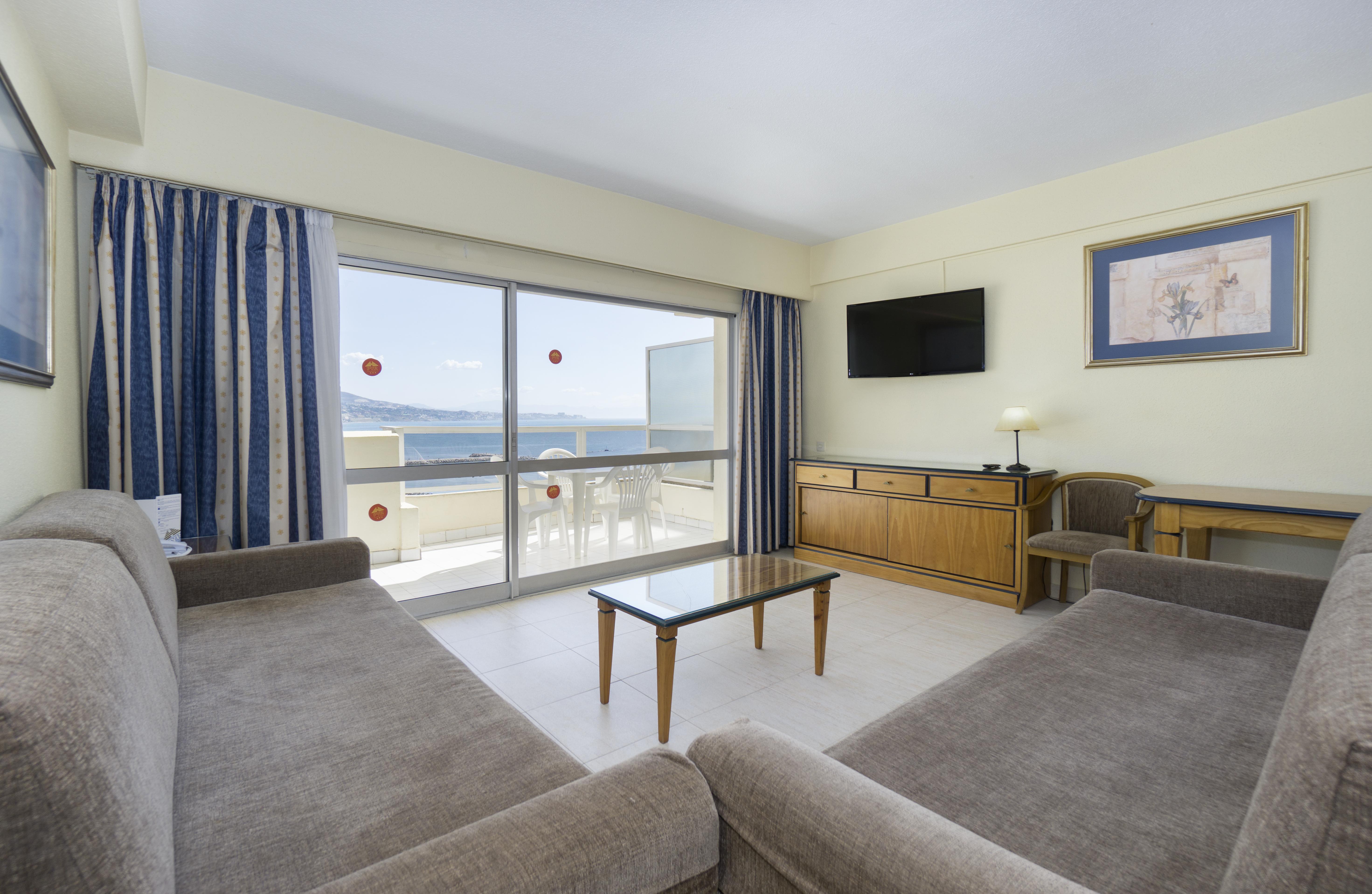 Hotel Apartamentos Pyr Fuengirola Εξωτερικό φωτογραφία