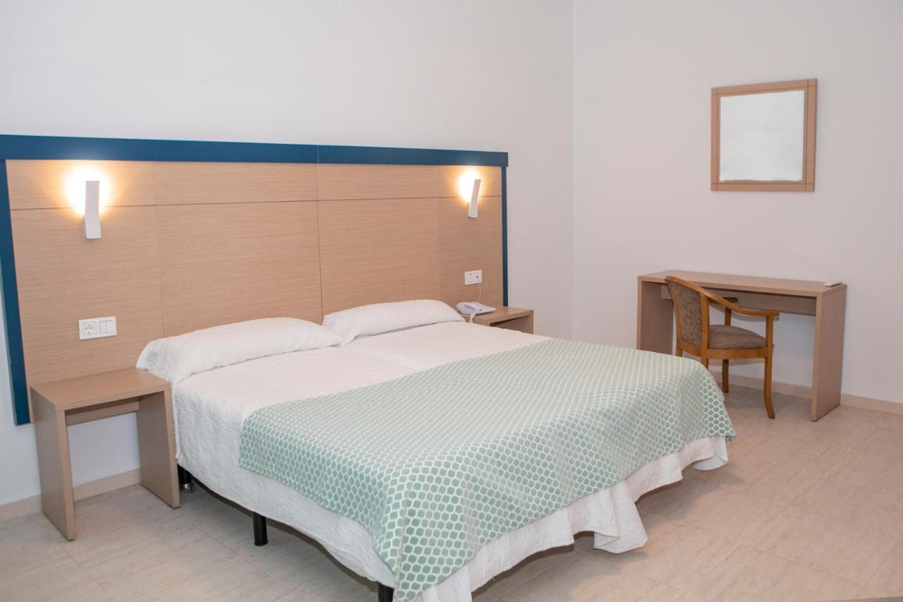 Hotel Apartamentos Pyr Fuengirola Εξωτερικό φωτογραφία
