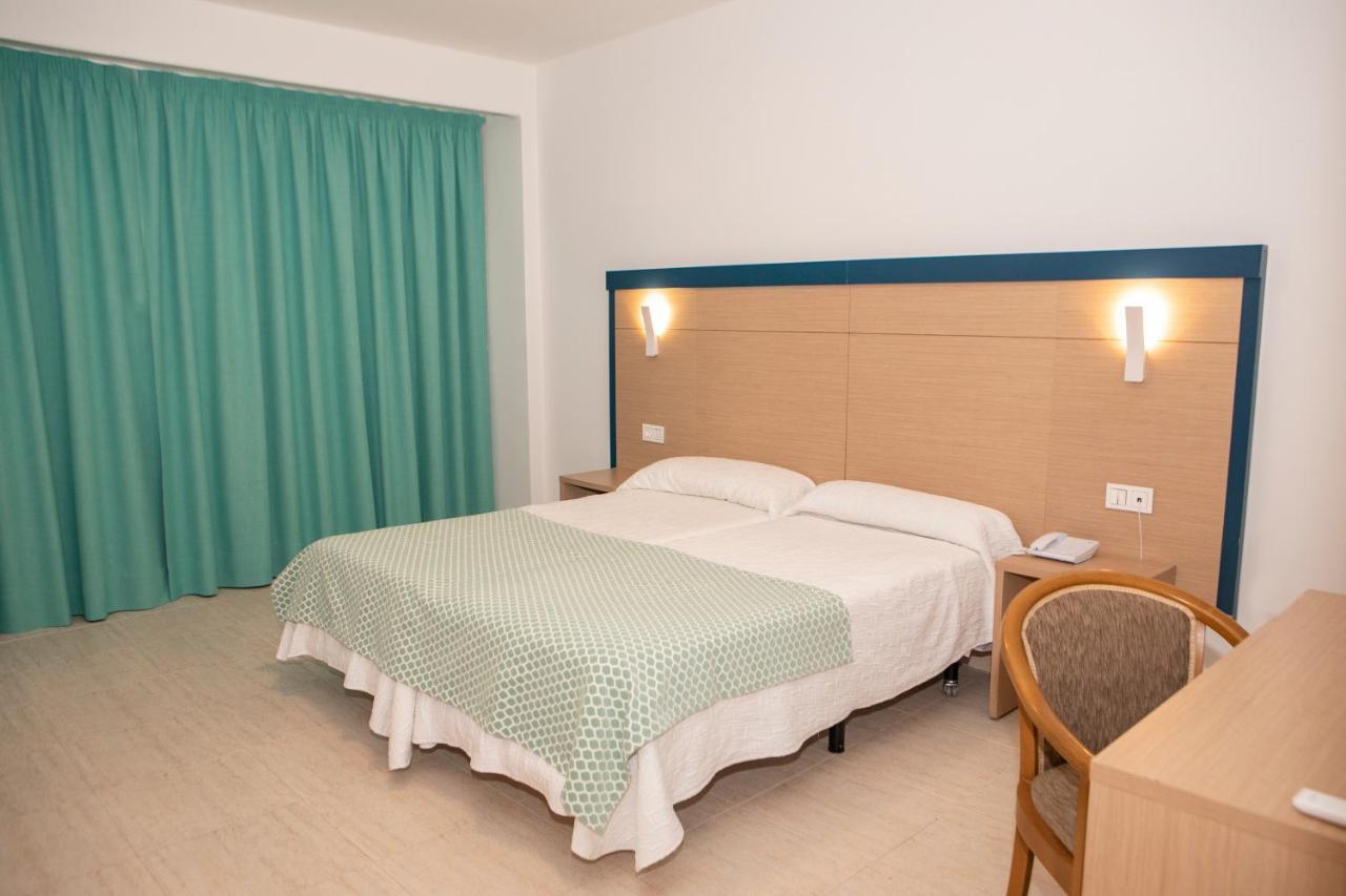 Hotel Apartamentos Pyr Fuengirola Εξωτερικό φωτογραφία