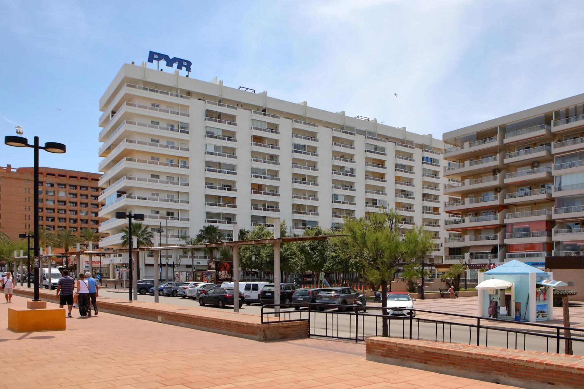 Hotel Apartamentos Pyr Fuengirola Εξωτερικό φωτογραφία