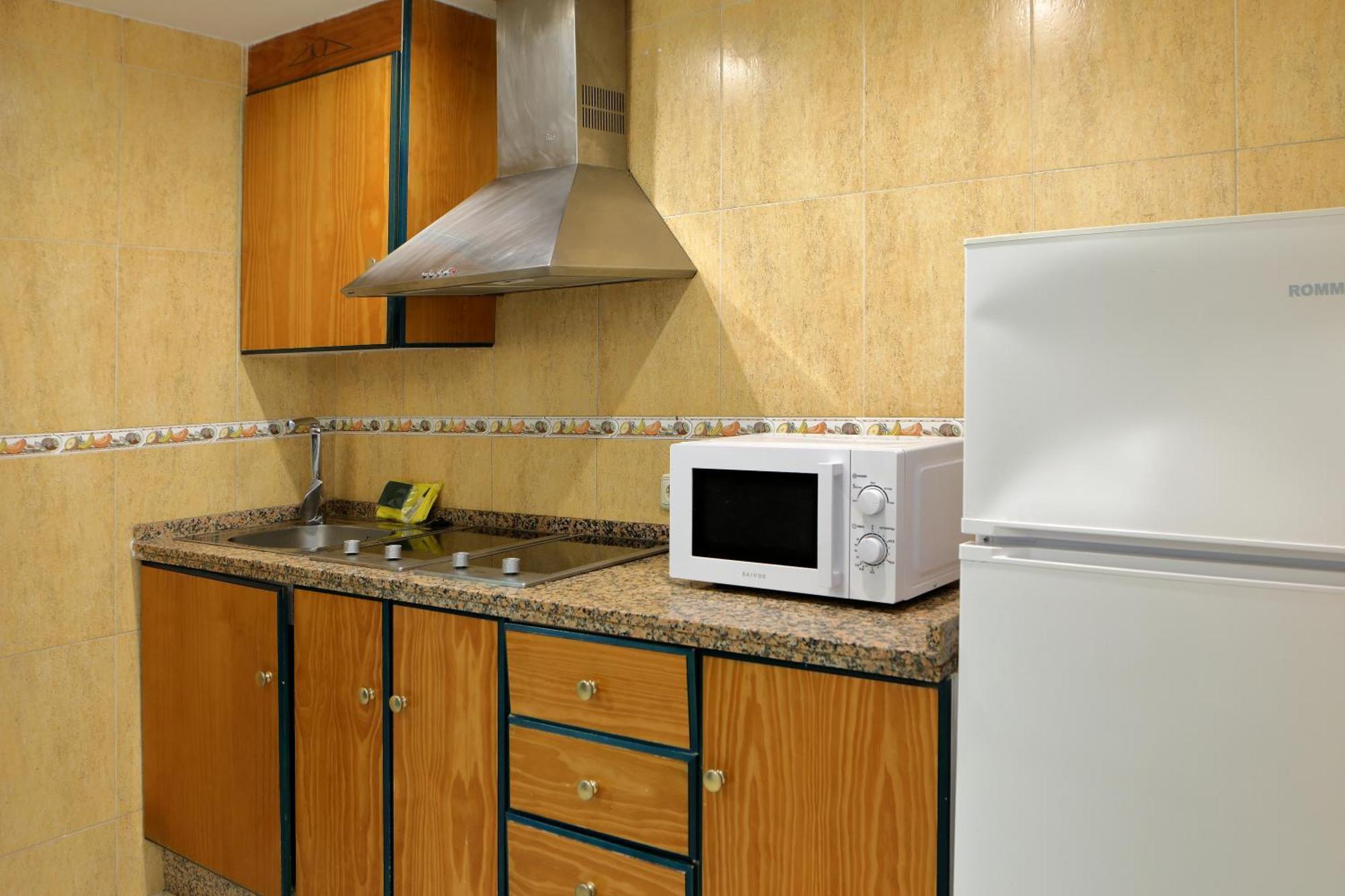 Hotel Apartamentos Pyr Fuengirola Εξωτερικό φωτογραφία