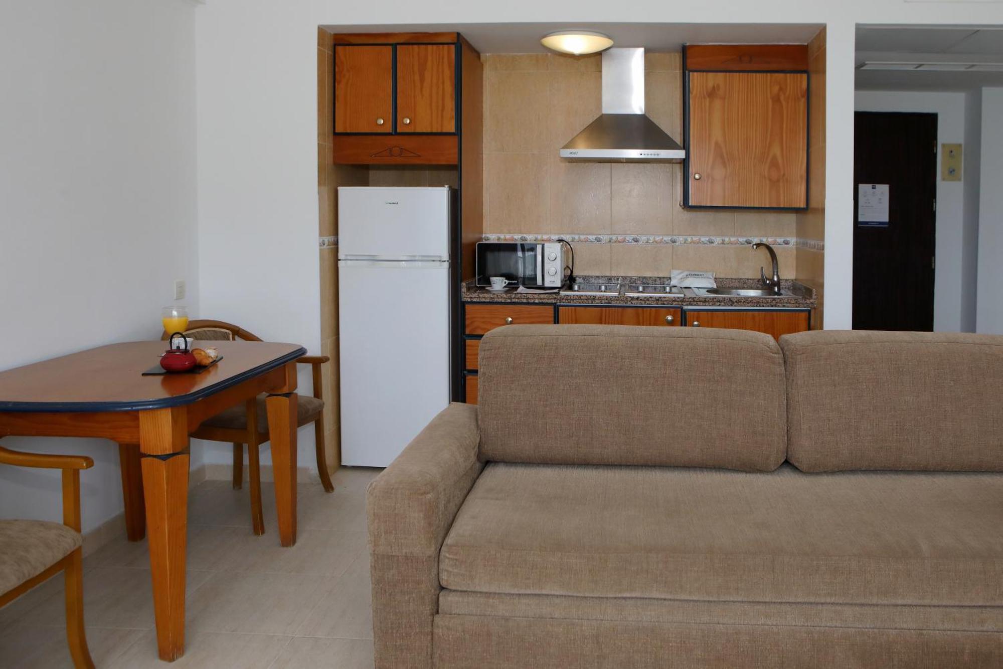 Hotel Apartamentos Pyr Fuengirola Εξωτερικό φωτογραφία