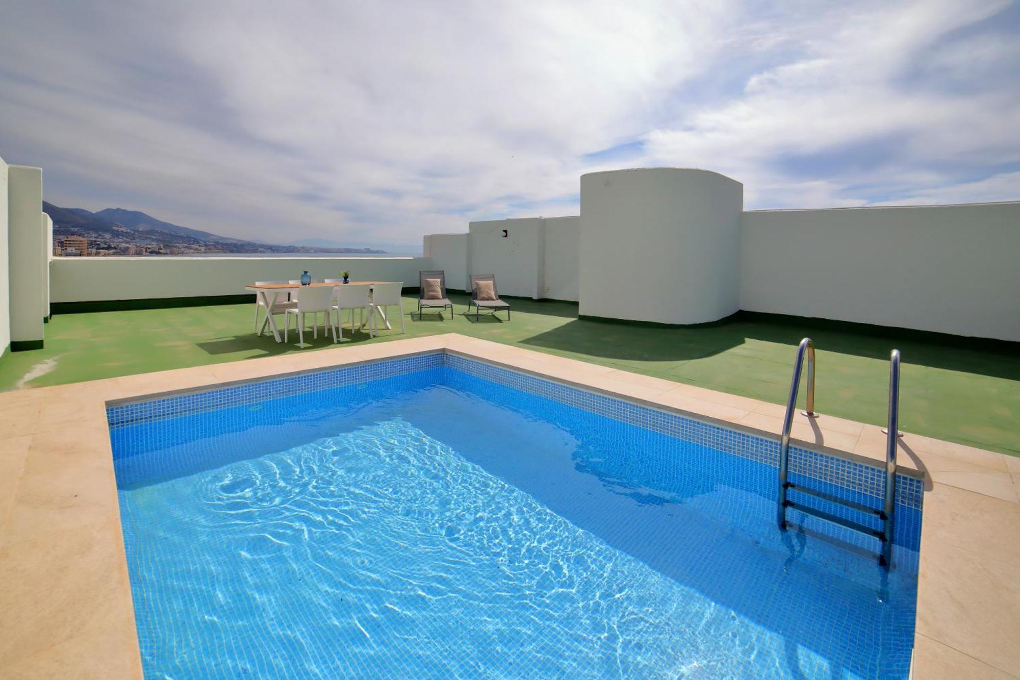 Hotel Apartamentos Pyr Fuengirola Εξωτερικό φωτογραφία